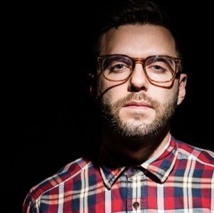 Meet your Posher, Tom